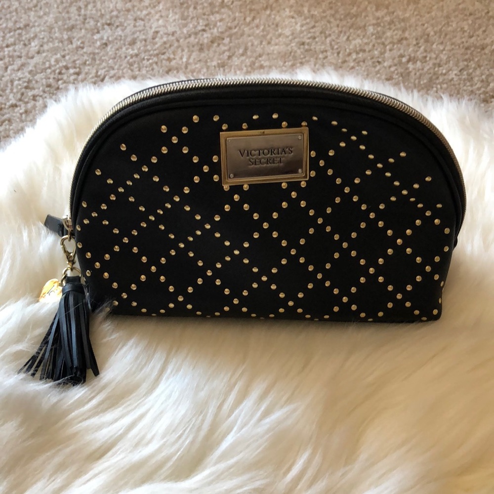 COPY - Victoria’s Secret Make up bag